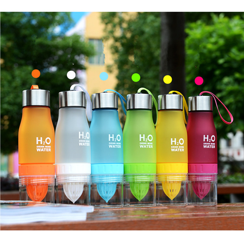 650ml H2O Lemon Juice Water Bottle Fruit Infuser Drinkware Sport Shaker Cute Water Drinking Bottles BPA Free Tomato Waterbottle