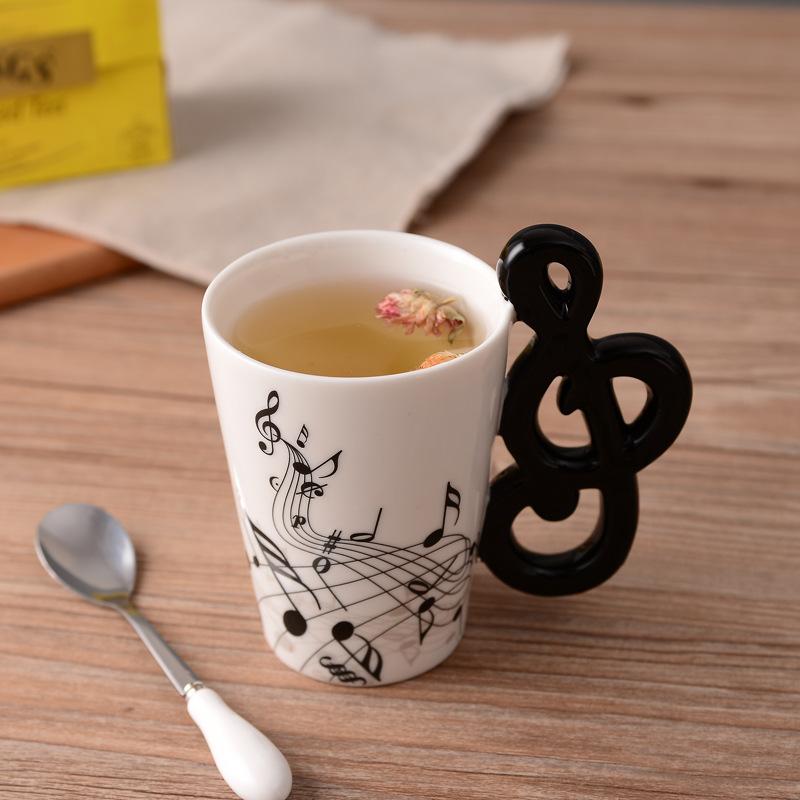 Creative Guitar Ceramic Cup Personality Novelty Music Note Milk Coffee Tea Cup Juice Lemon Mug Home Office Drinkware Unique Gift