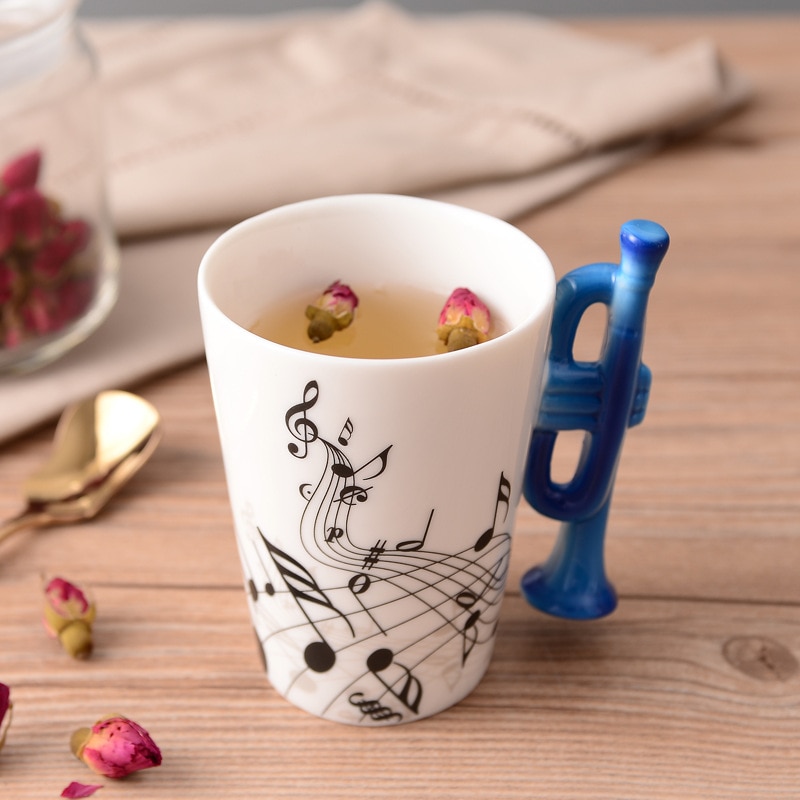 Creative Guitar Ceramic Cup Personality Novelty Music Note Milk Coffee Tea Cup Juice Lemon Mug Home Office Drinkware Unique Gift