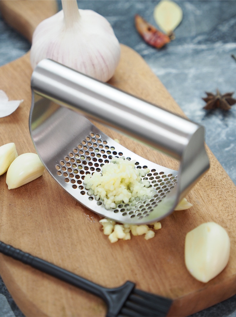 100% Stainless Steel Garlic Press Rocker, Garlic Rocker Crusher Garlic Chopper Mincer Press, Kitchen Garlic Masher