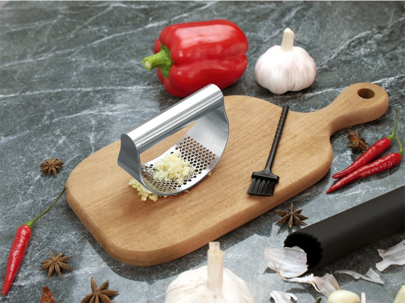 100% Stainless Steel Garlic Press Rocker, Garlic Rocker Crusher Garlic Chopper Mincer Press, Kitchen Garlic Masher