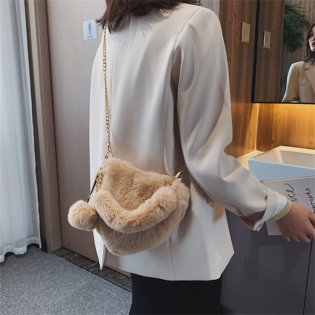 MAIOUMY Fashion Women Handbags New Cute Fluffy Fur Crossbody Bags Female Heart Shaped Ladies Phone Shoulder Bag Purse Handbag