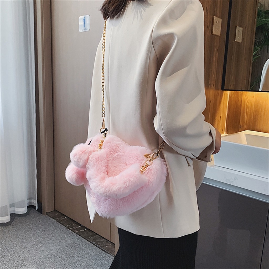 MAIOUMY Fashion Women Handbags New Cute Fluffy Fur Crossbody Bags Female Heart Shaped Ladies Phone Shoulder Bag Purse Handbag