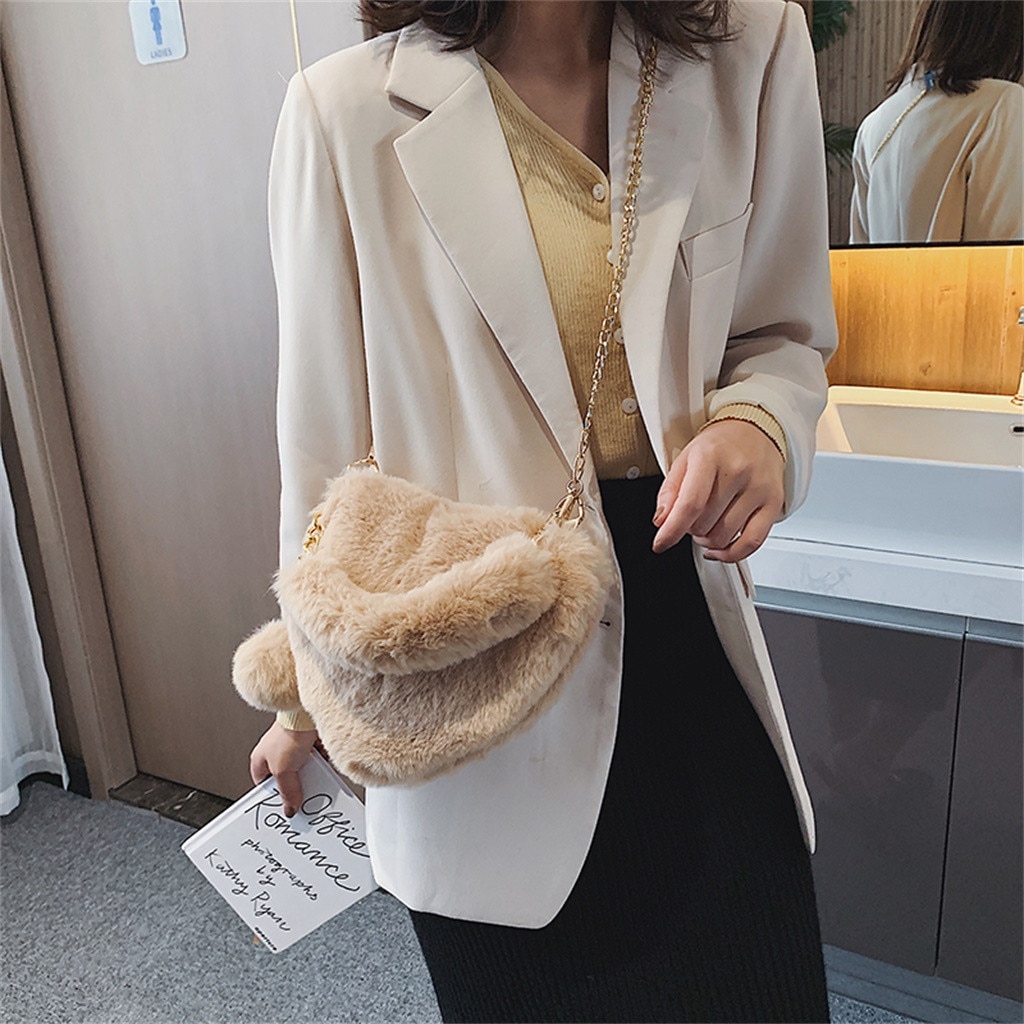 MAIOUMY Fashion Women Handbags New Cute Fluffy Fur Crossbody Bags Female Heart Shaped Ladies Phone Shoulder Bag Purse Handbag